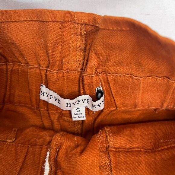 HyFve Orange Paperbag Waist High Waist Button Front Shorts Size Small - Picture 9 of 9